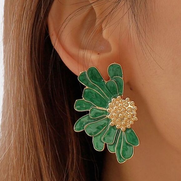 Green and Gold Floral Earrings A1081 - Picture 2 of 3